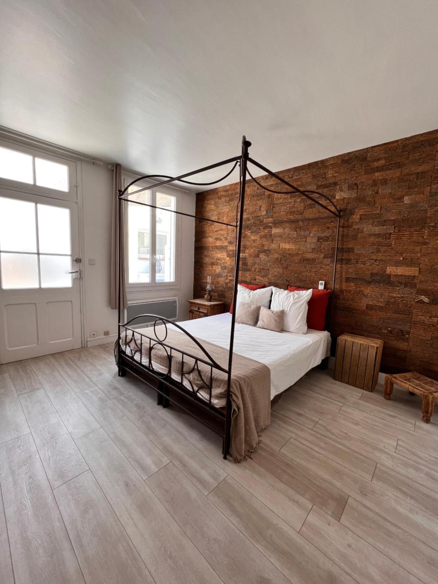 Вилла Gorgeous Town House Нарбонна Экстерьер фото